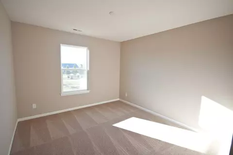 11410 Carolina Cir, Crown Point, IN 46307 photo 8
