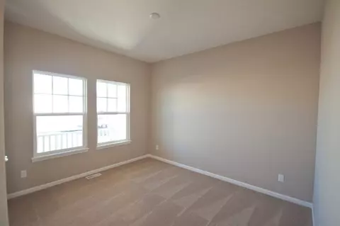 11410 Carolina Cir, Crown Point, IN 46307 photo 2
