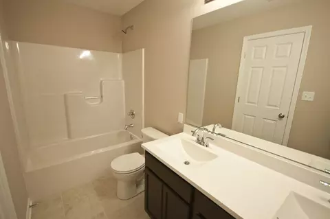 11410 Carolina Cir, Crown Point, IN 46307 photo 10