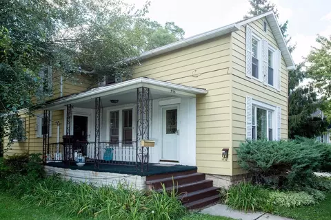 515 E North St, Crown Point, IN 46307 photo 1