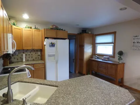253 Sunset Ln, Munster, IN 46321 photo 8