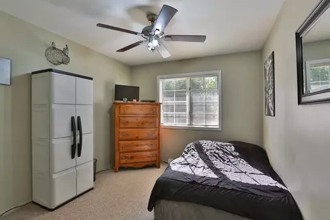 623 Canterbury Rd, Griffith, IN 46319 photo 7