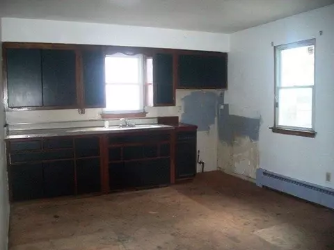 4068 Buchanan St, Gary, IN 46408 photo 6