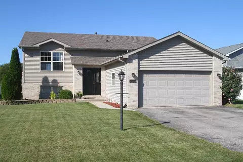 8092 E 123rd Pl, Crown Point, IN 46307 photo 1