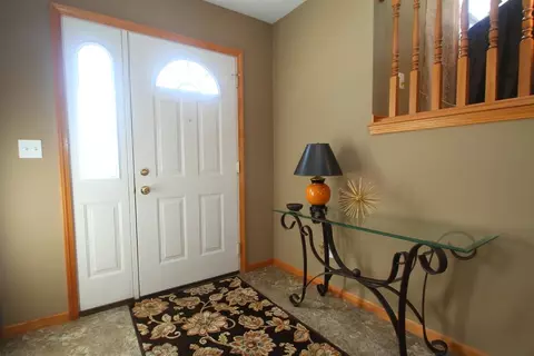 8092 E 123rd Pl, Crown Point, IN 46307 photo 2