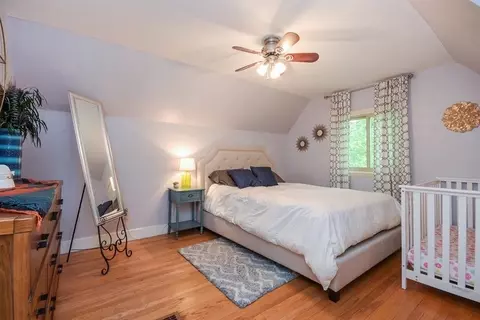 26 Beverly Pl, Munster, IN 46321 photo 8