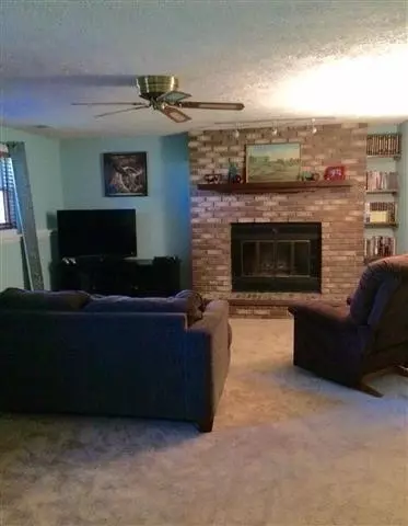 351 Engel, Valparaiso, IN 46385 photo 5