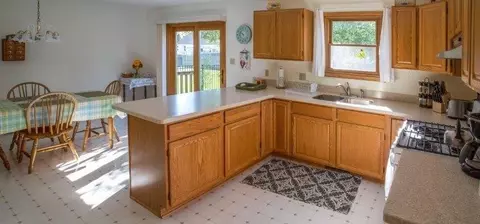 1457 Admiral Dr, Porter, IN 46304 photo 4