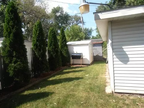 4456 Madison St, Gary, IN 46408 photo 6