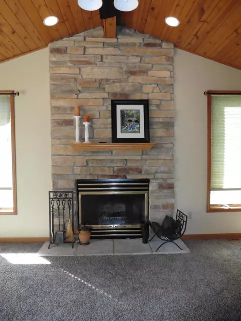 8308 Kooy Dr, Munster, IN 46321 photo 6
