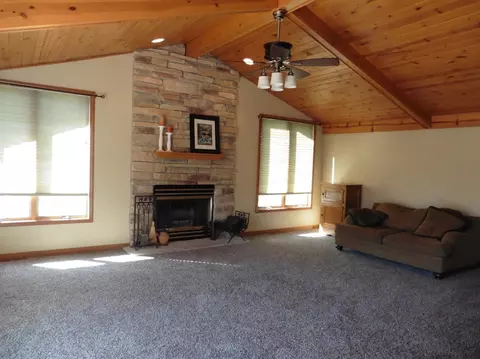 8308 Kooy Dr, Munster, IN 46321 photo 3