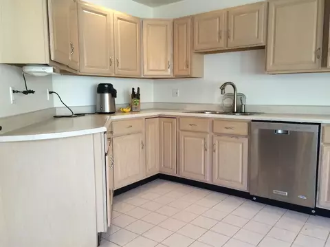 946 Cornwallis Ln, Munster, IN 46321 photo 7