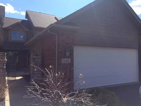 946 Cornwallis Ln, Munster, IN 46321 photo 1