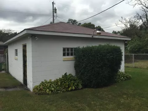 1040 Lane St, Gary, IN 46406 photo 4