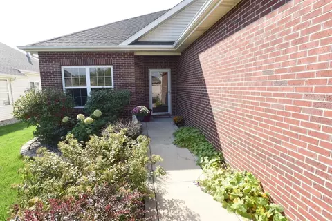 7425 E 103rd Ave, Crown Point, IN 46307 photo 3