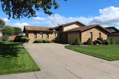 2317 Boulder Rd, Dyer, IN 46311 photo 1