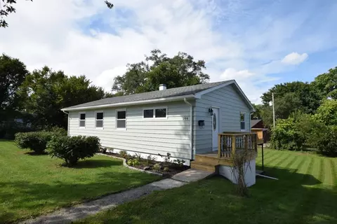 204 Michigan St, Porter, IN 46304 photo 2
