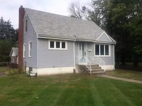 7102 Mclaughlin Ave, Hammond, IN 46324 photo 2