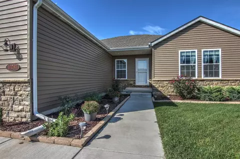 10780 Alabama St, Crown Point, IN 46307 photo 2