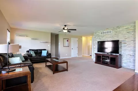10780 Alabama St, Crown Point, IN 46307 photo 4