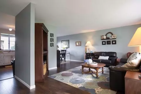 635 N Holly Ln, Griffith, IN 46319 photo 3
