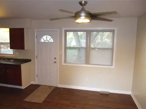 10357 N 477, De Motte, IN 46310 photo 9