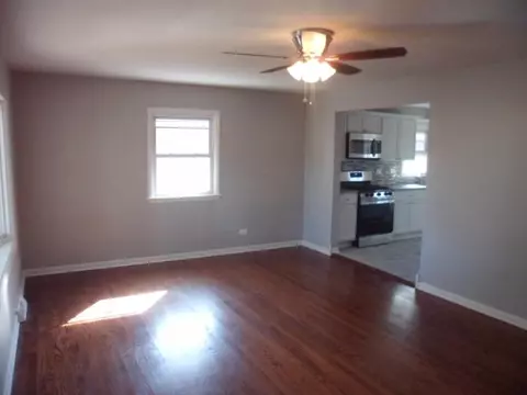 810 N Jay St, Griffith, IN 46319 photo 4