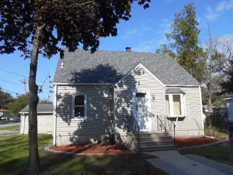 902 Elm St, Griffith, IN 46319 photo 1