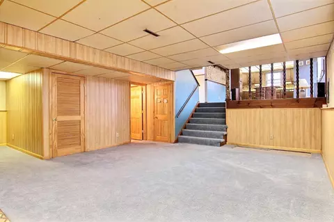 745 N Wiggs St, Griffith, IN 46319 photo 3