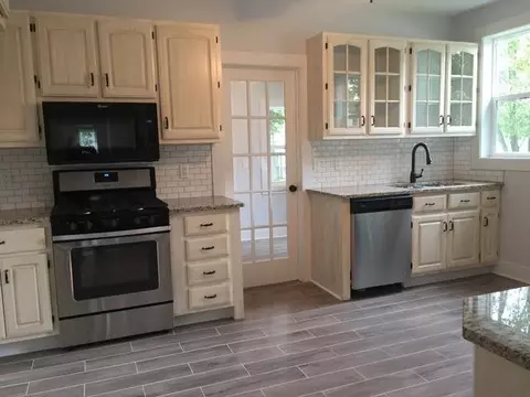 208 C St, La Porte, IN 46350 photo 8