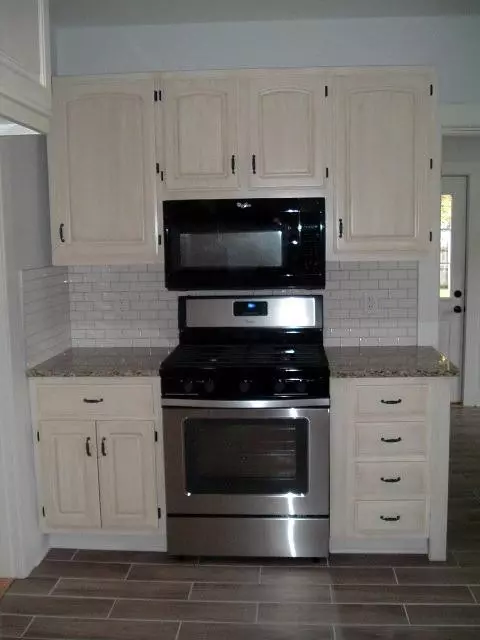 208 C St, La Porte, IN 46350 photo 7