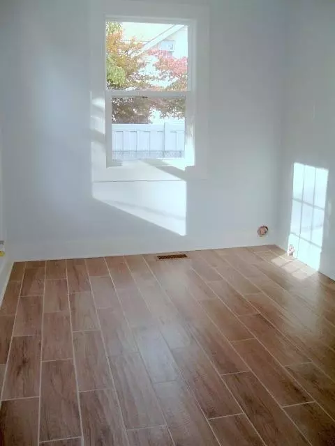 208 C St, La Porte, IN 46350 photo 9