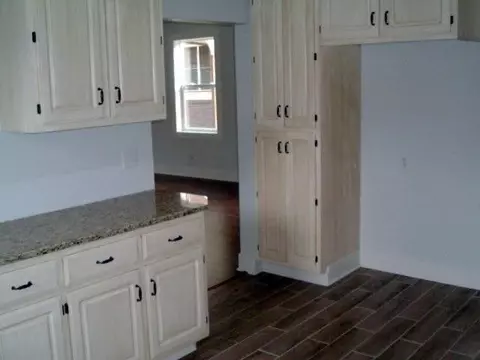 208 C St, La Porte, IN 46350 photo 6