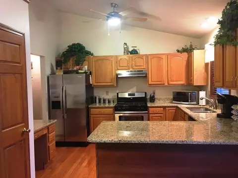860 Commodore Ln, Porter, IN 46304 photo 10