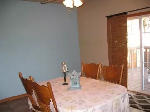 717 N Broad St, Griffith, IN 46319 photo 4