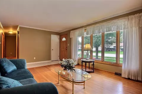 320 Elizabeth, Crown Point, IN 46307 photo 7