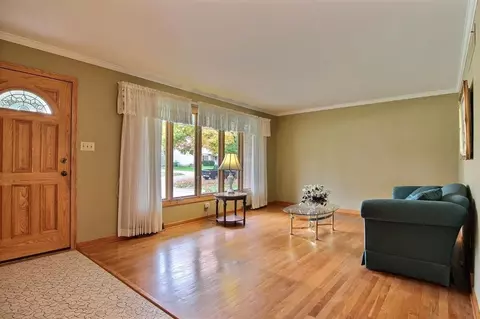 320 Elizabeth, Crown Point, IN 46307 photo 8