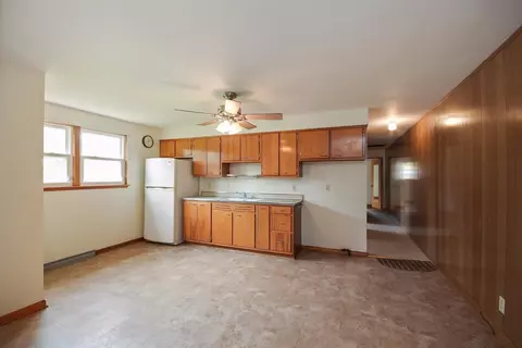 641 119th St, Whiting, IN 46394 photo 5