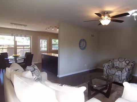 8026 Monaldi Dr, Munster, IN 46321 photo 3