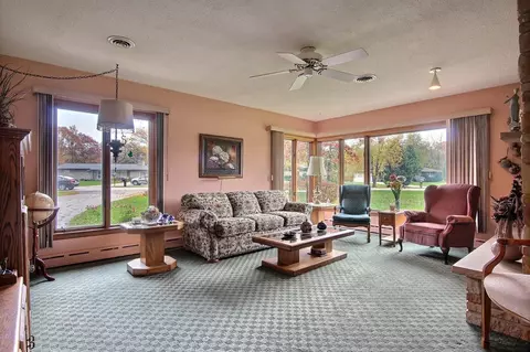 8929 Edison St, Crown Point, IN 46307 photo 2