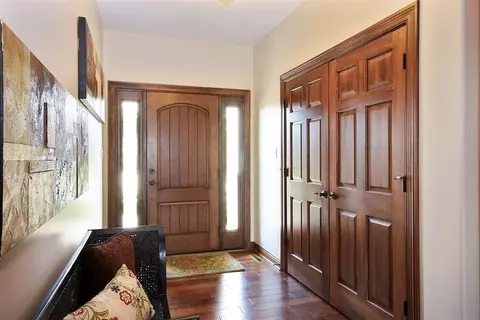 10341 Silver Maple Dr, Saint John, IN 46373 photo 2