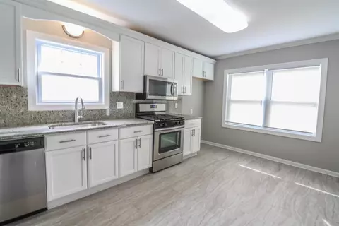 2145 Inner Circle Cir, Munster, IN 46321 photo 9