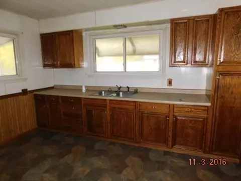 2129 Elm St, Griffith, IN 46319 photo 4