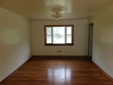 6941 Birch Ave, Gary, IN 46403 photo 5