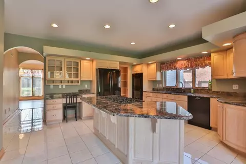 829 Killarney Dr, Dyer, IN 46311 photo 10
