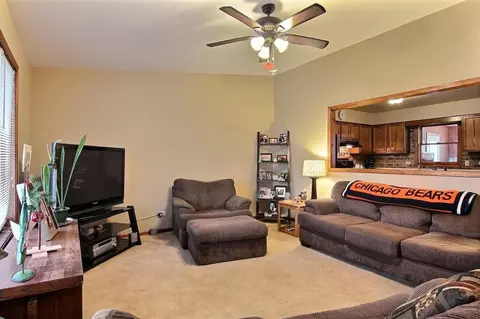 8670 Morse Pl, Crown Point, IN 46307 photo 5