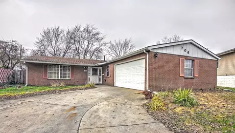706 E 39th Pl, Griffith, IN 46319 photo 1