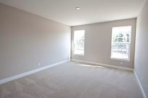 2651 Walker Dr, Valparaiso, IN 46385 photo 4