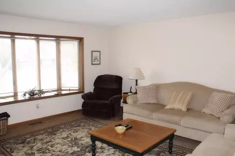 8473 Morse Ct, Crown Point, IN 46307 photo 3