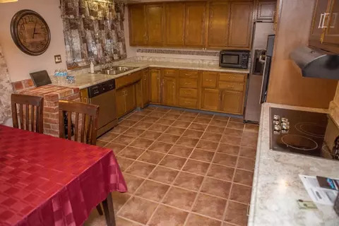 745 N Broad St, Griffith, IN 46319 photo 8